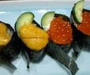 Гункан-суши  с тремя видами начинки