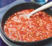 Суп мясной с помидорами